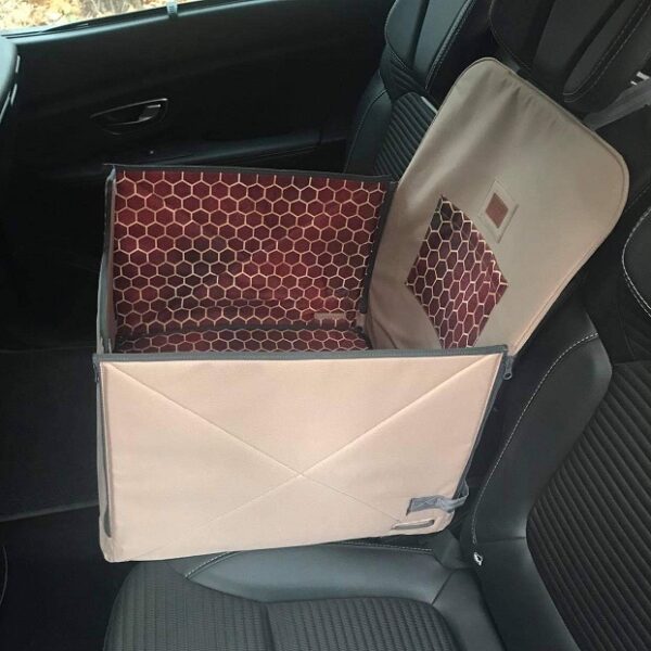 Mata samochodowa dla psa na przednie lub tylne siedzenie BOX profilowany beżowa/bordowy plaster miodu - obrazek 3