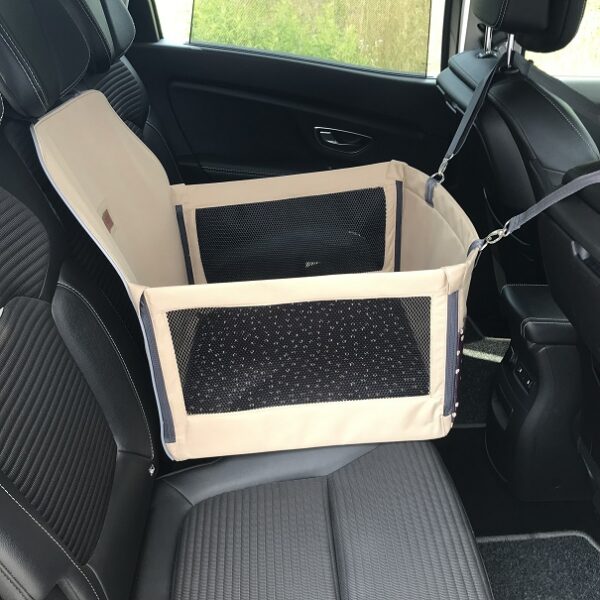 Mata samochodowa dla psa na przednie lub tylne siedzenie BOX z okienkami beżowa/złote kropki na bordo - obrazek 6