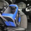 Transporter samochodowy MINI dla kota lub małego psa szafirowy - obrazek 3