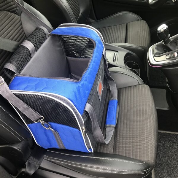 Transporter samochodowy MINI dla kota lub małego psa szafirowy - obrazek 3