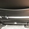 Mata samochodowa dla psa na przednie lub tylne siedzenie BOX profilowany czarna/kwiaty niebieskie - obrazek 6